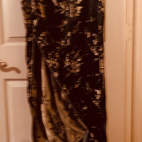 Dress - Picture 5 of 8